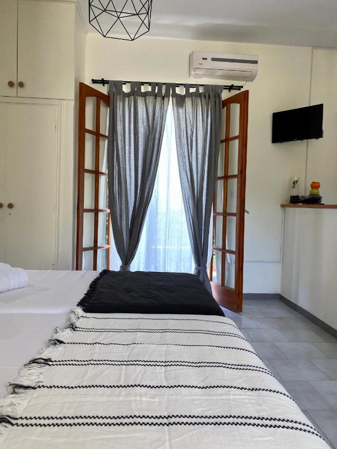 Lemon Tree Apartments B C Argostoli  Buitenkant foto